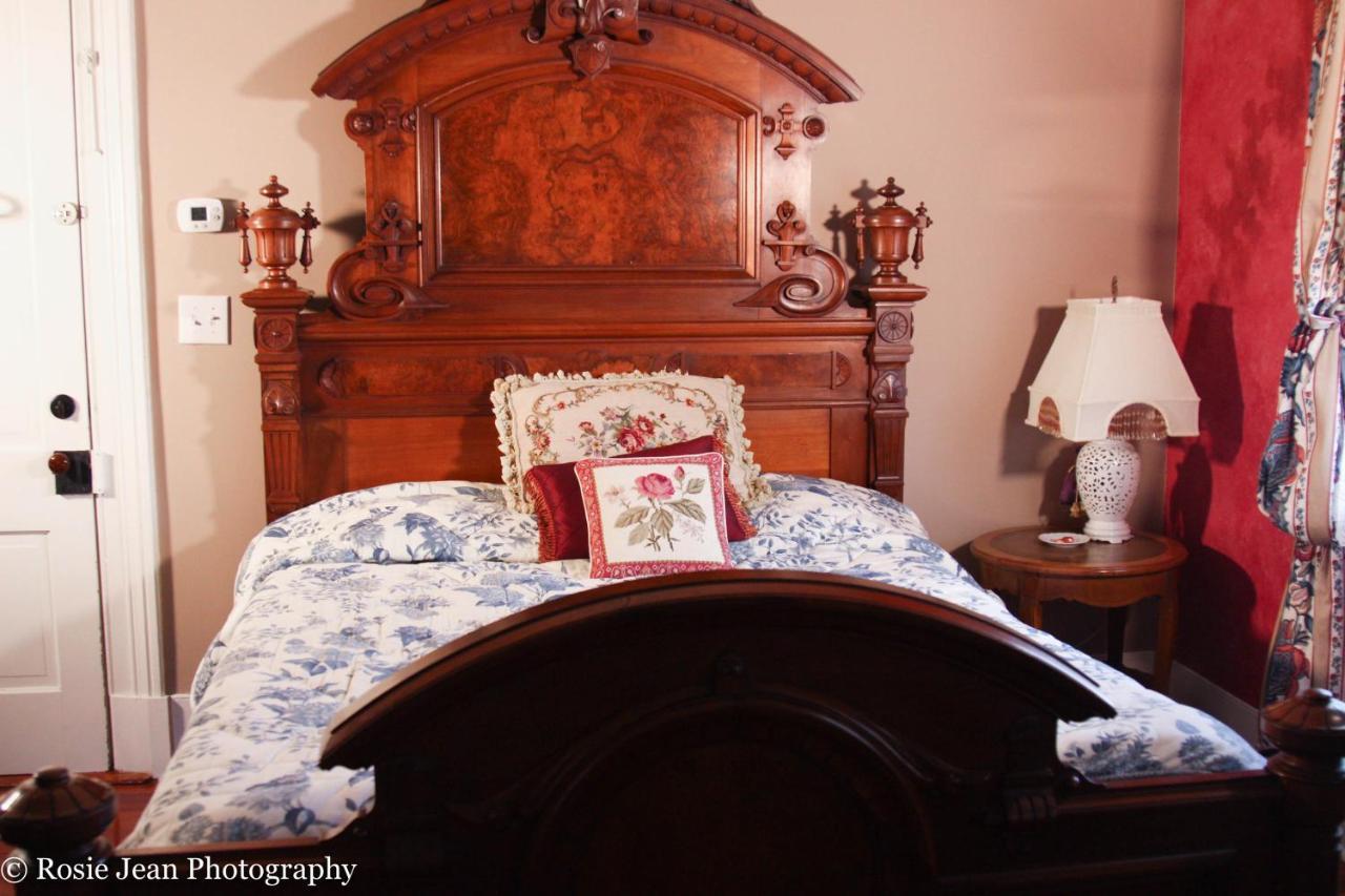Flowertown Bed & Breakfast